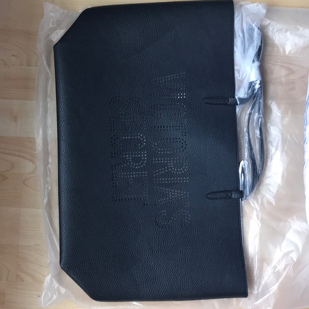 Victoria’s Secret tote BNWT